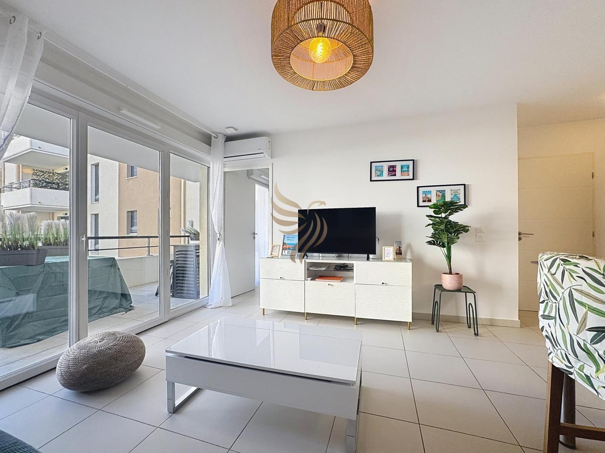 T2 Evasion Azur- 4 Pers,150 Mer, Terrasse, Parking - Capitalchic Services Appartement